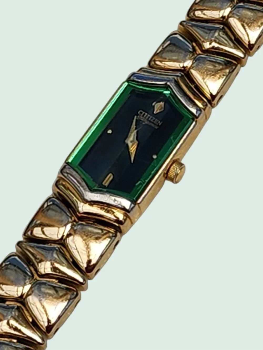 Vintage 90s Citizen Elegance 5421 Women Green Dial Gold-Tone Hexagon Watch 7.25